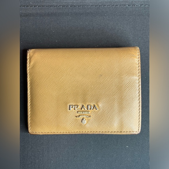 Authentic Prada wallet - Picture 3 of 12